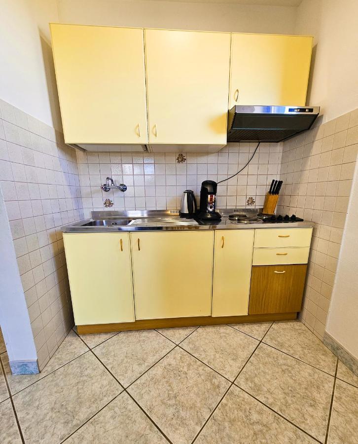 Aenona Sea View Apartments Нин Экстерьер фото